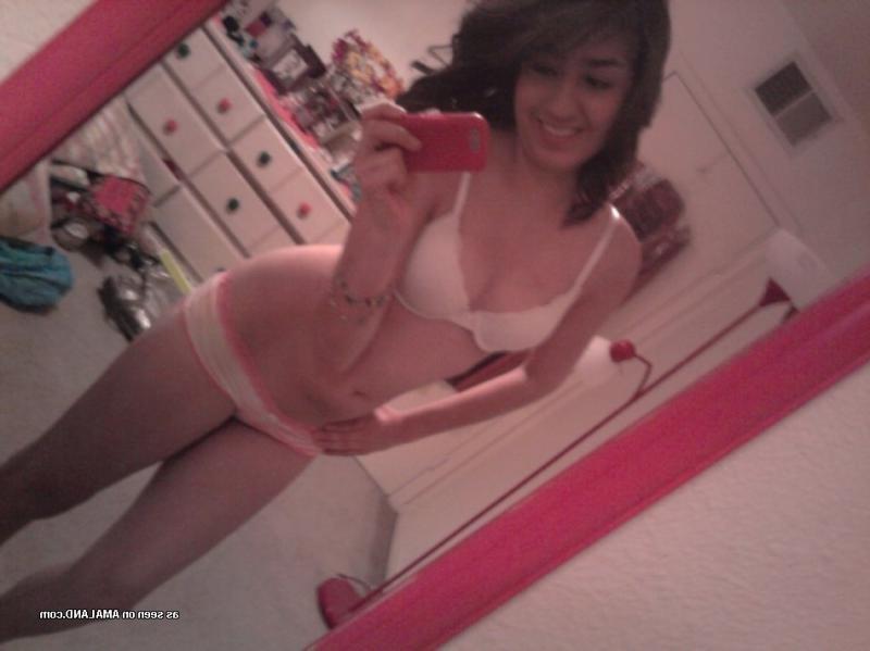12P Steamy hot sexy amateur Spanish senorita camwhoring