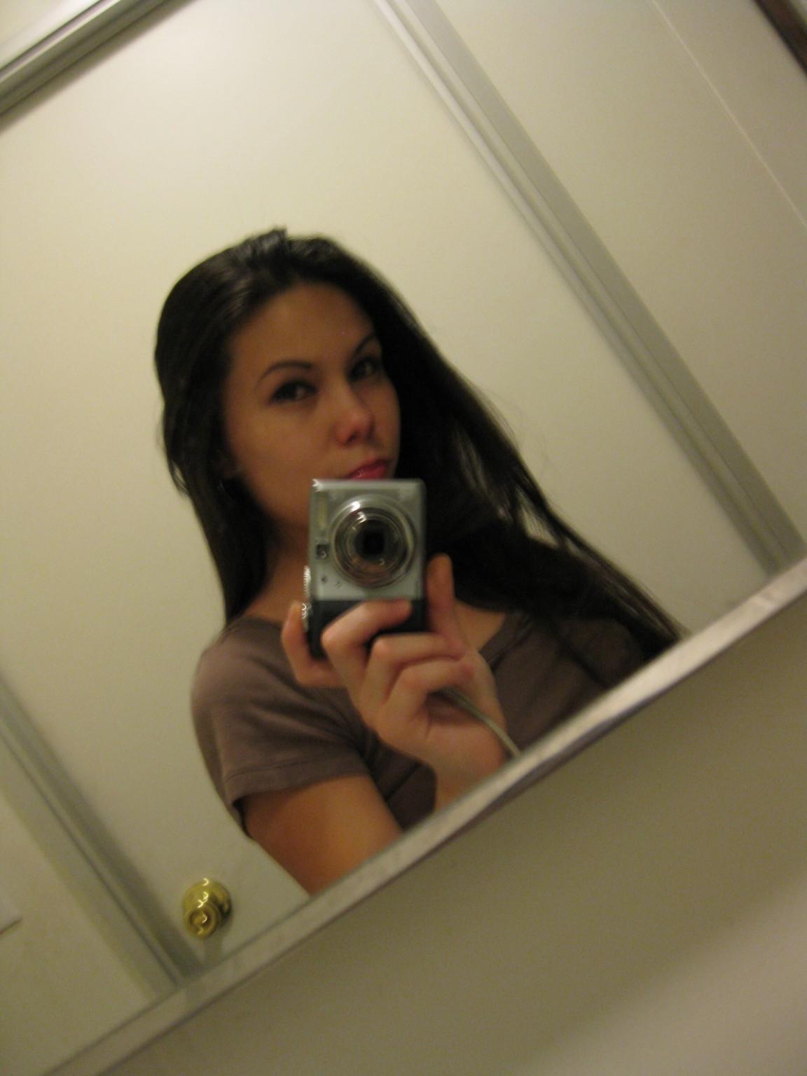18P Jasmine Lee self pics sent to her boyfriend who shared them with me