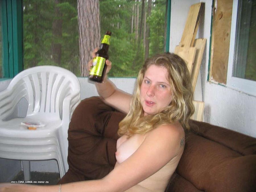 15P Sexy naked photoshoot