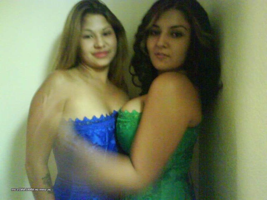 12P Photos of two sexy Spanish amateur hotties