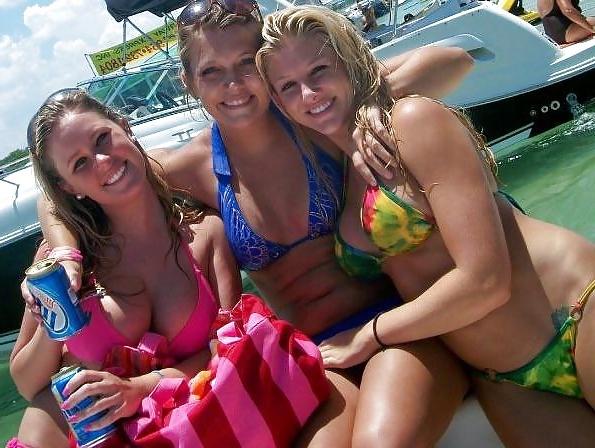 25P The Best Of Busty Teens - Edition 98