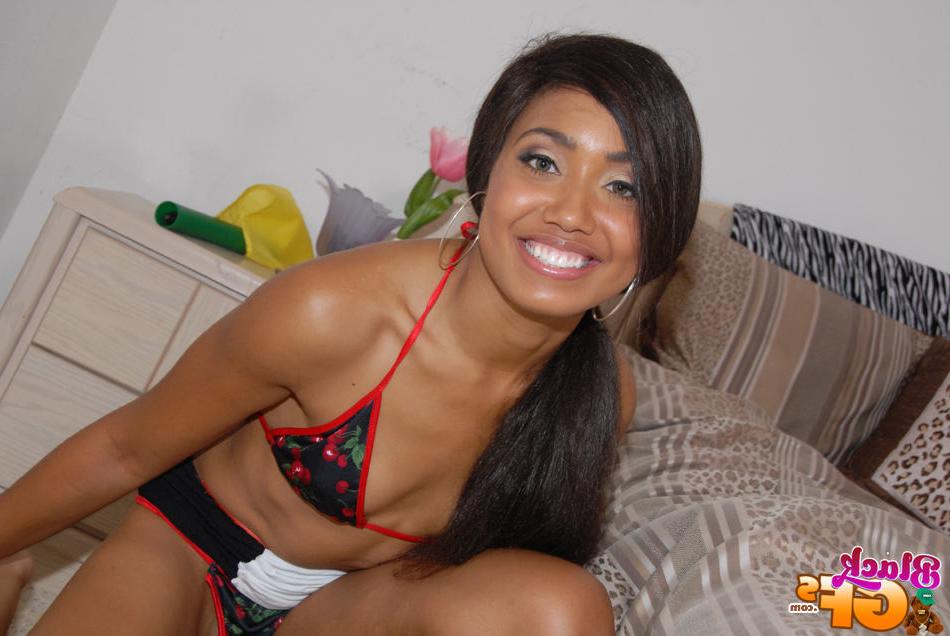 15P Petite amateur ebony GF peels off panties to show hairy pussy