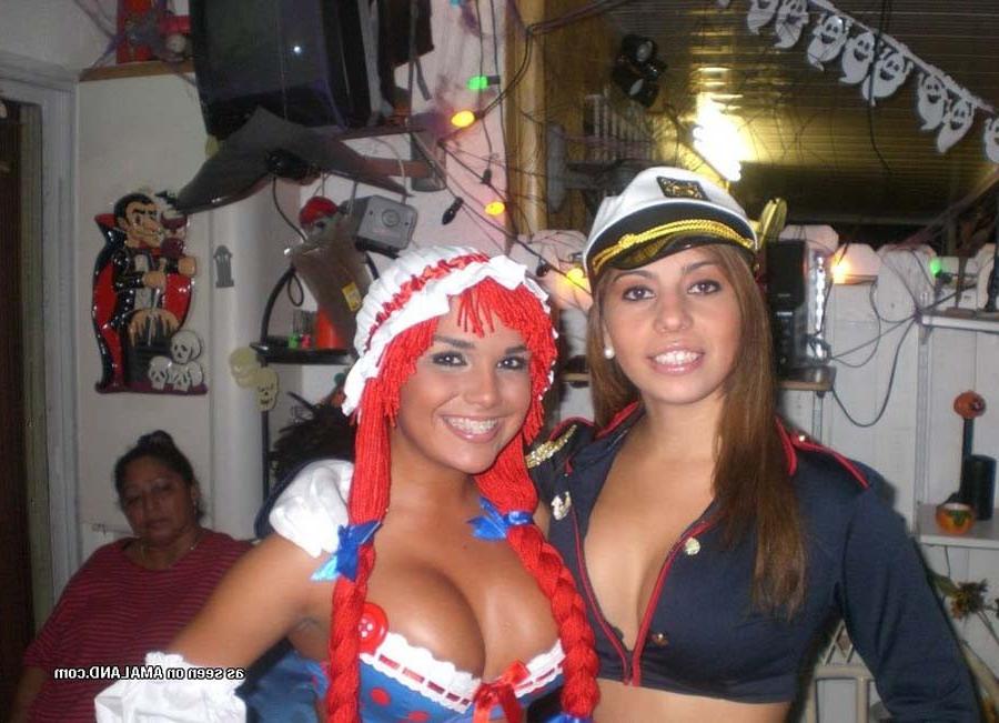 10P Photo setof an amateur party babe displaying her huge tits