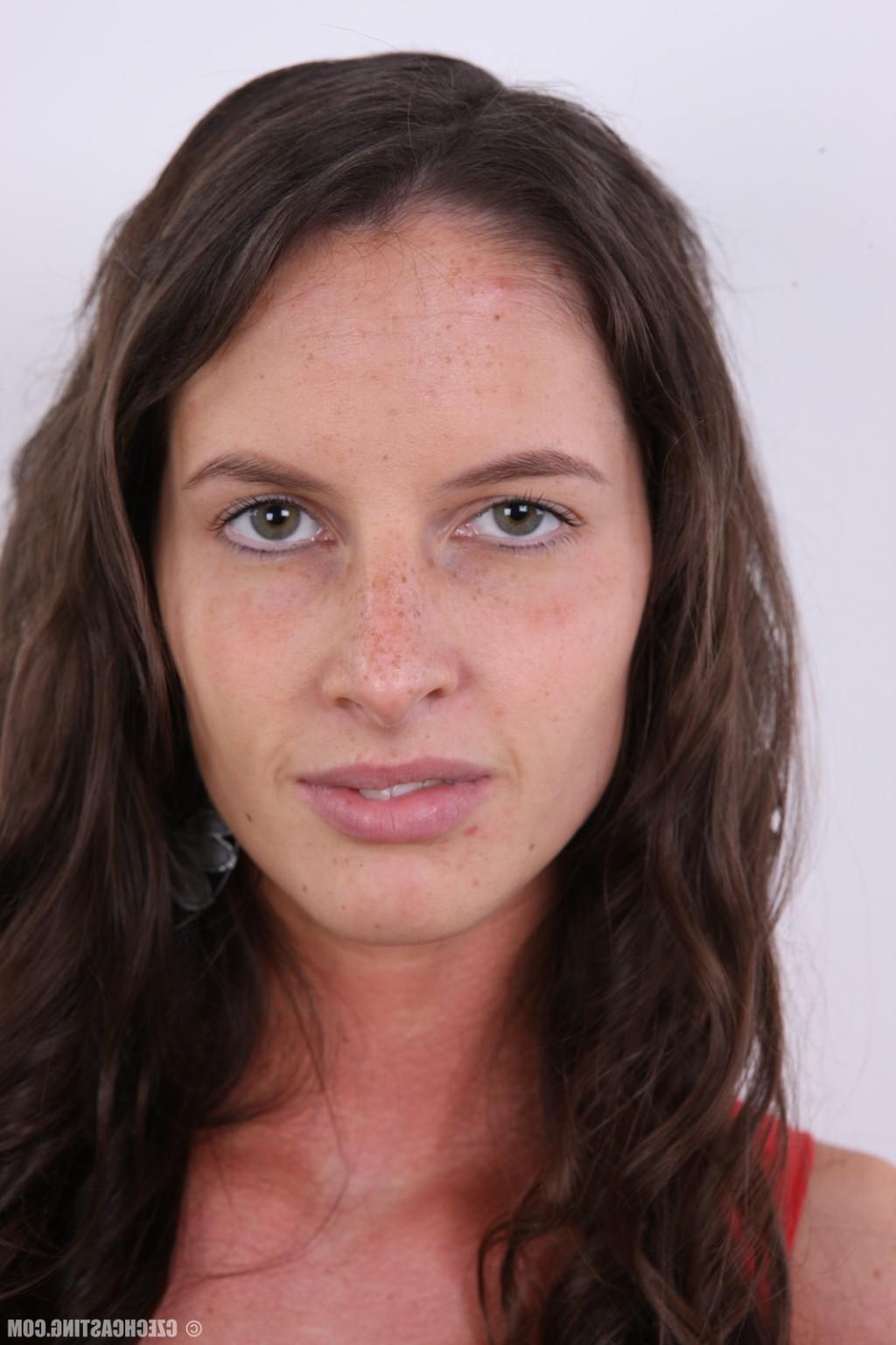 12P Czech Casting Lenka 3335