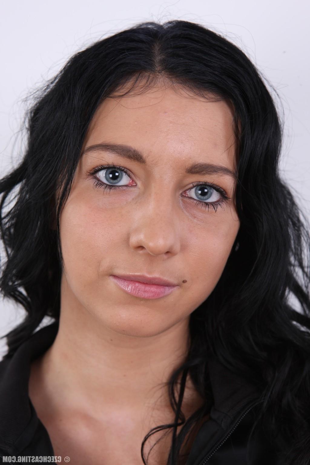 12P Czech Casting Zdenka 0930