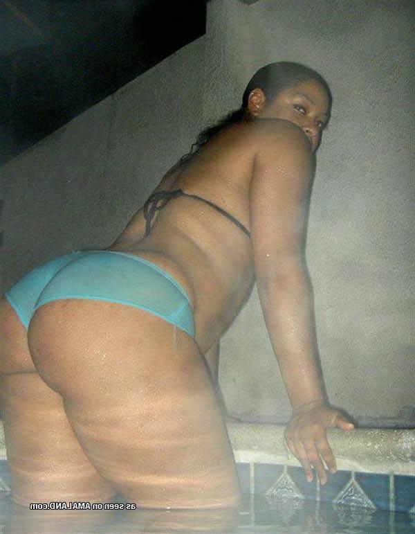 10P Black bbw babes with big tits posing slutty