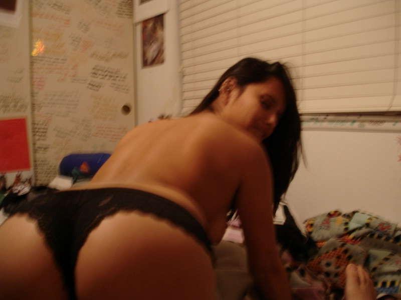 10P Horny gf climaxes while getting screwed
