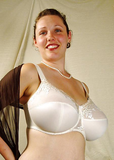 25P BIG NATURAL TITS MIX III