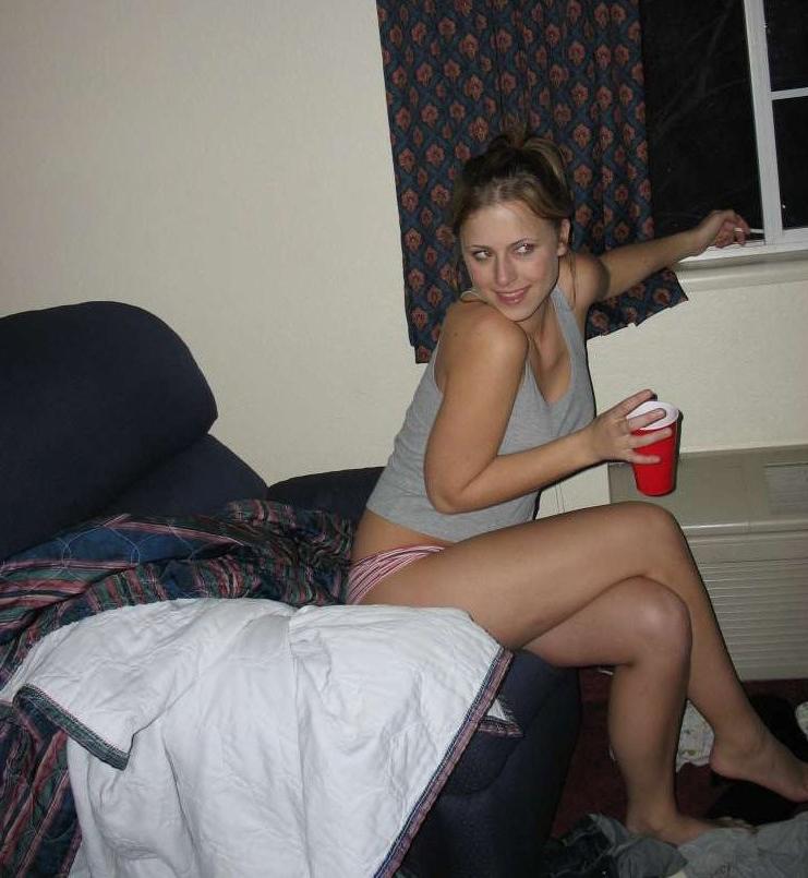 15P Wild College Girlfriends Drunk And Flashing In Public Crazy Amateur Chicks