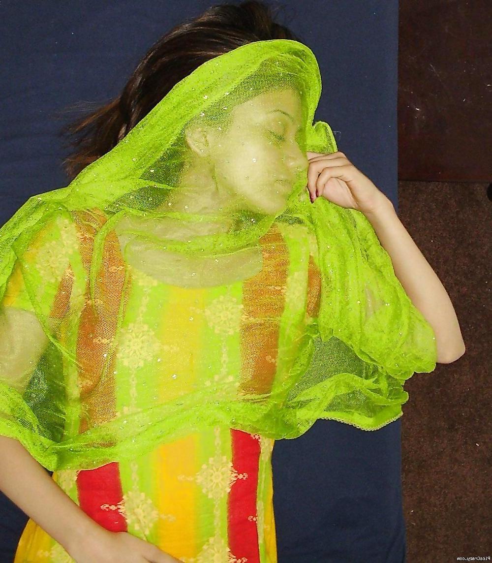 25P INDIAN GIRLS ARE SO SEXY I