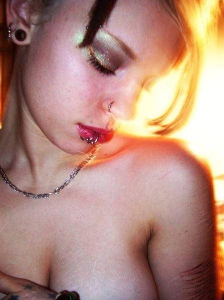 15P Amateur Emo Punk Rock Girlfriends Exposing Perky Little Teen Tits