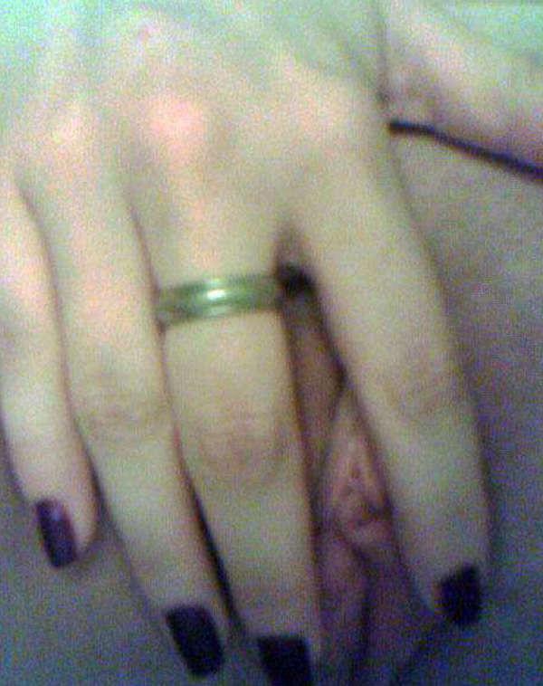 16P Hot pictures of horny and wild babes masturbating using their fingers