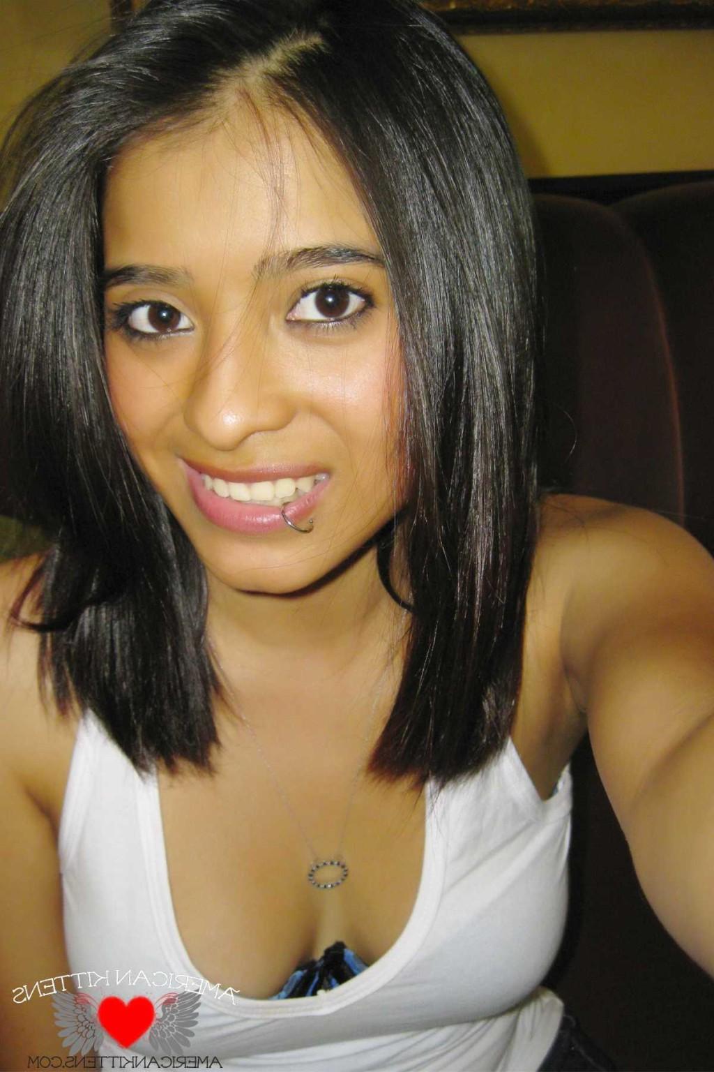 18P Kourtney-kimberly self shot