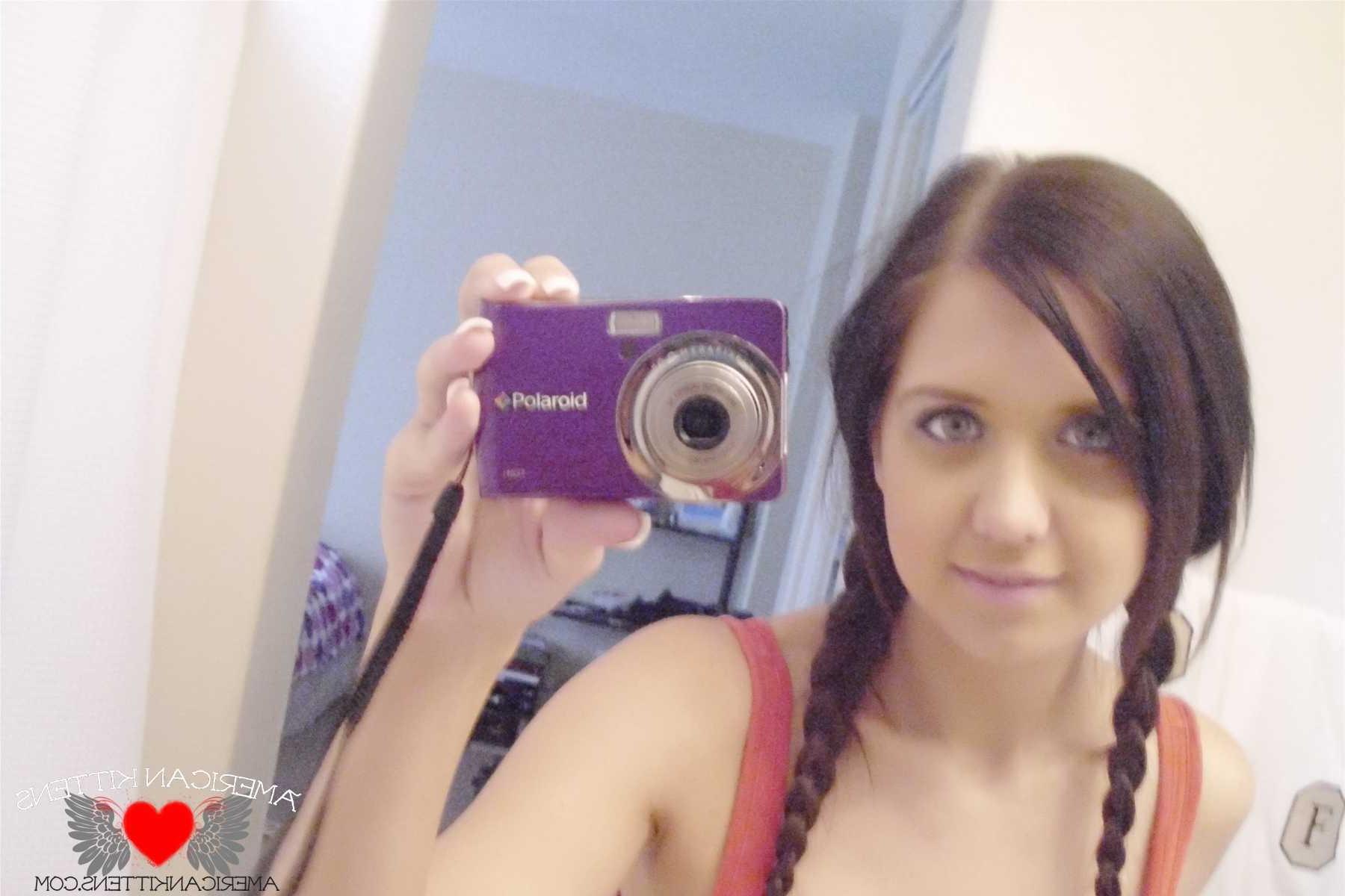 18P chrissymarie self pics