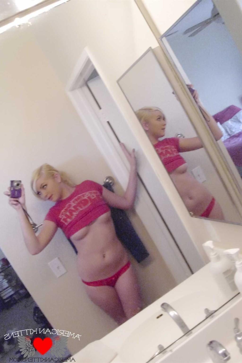 18P Mindy self shot