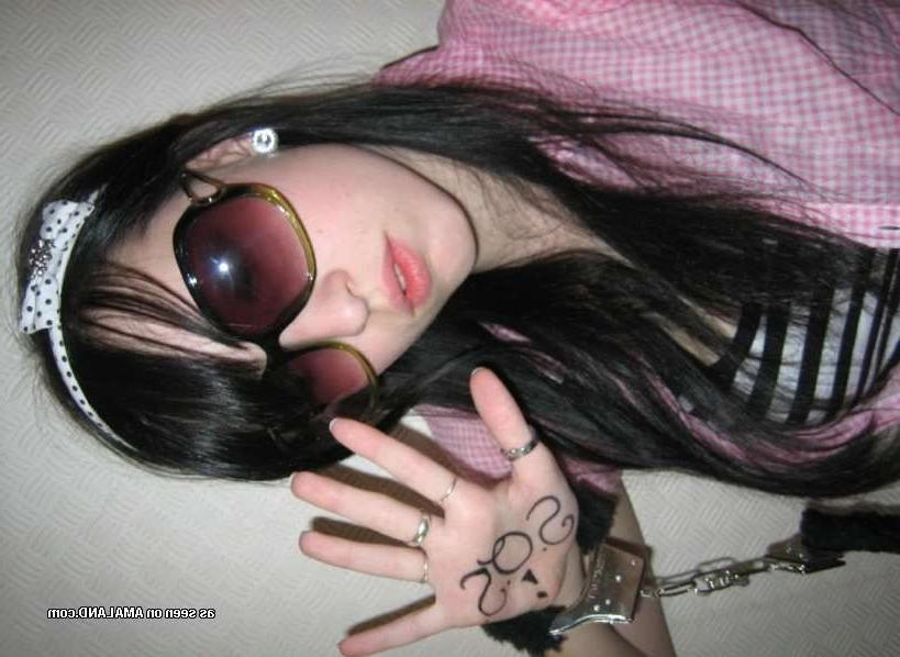 15P Amateur alternative emo 18 year old girlfriends