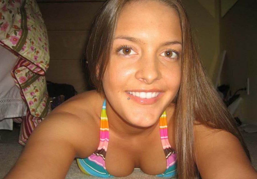 15P Hot Spanish amateur bikini chick