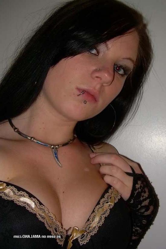 15P Random Emo Girlfriends Flashing Tender Perky Teen Tits