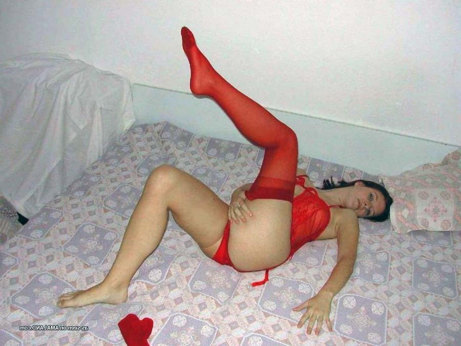 12P Super cute chicks sucking fat tools