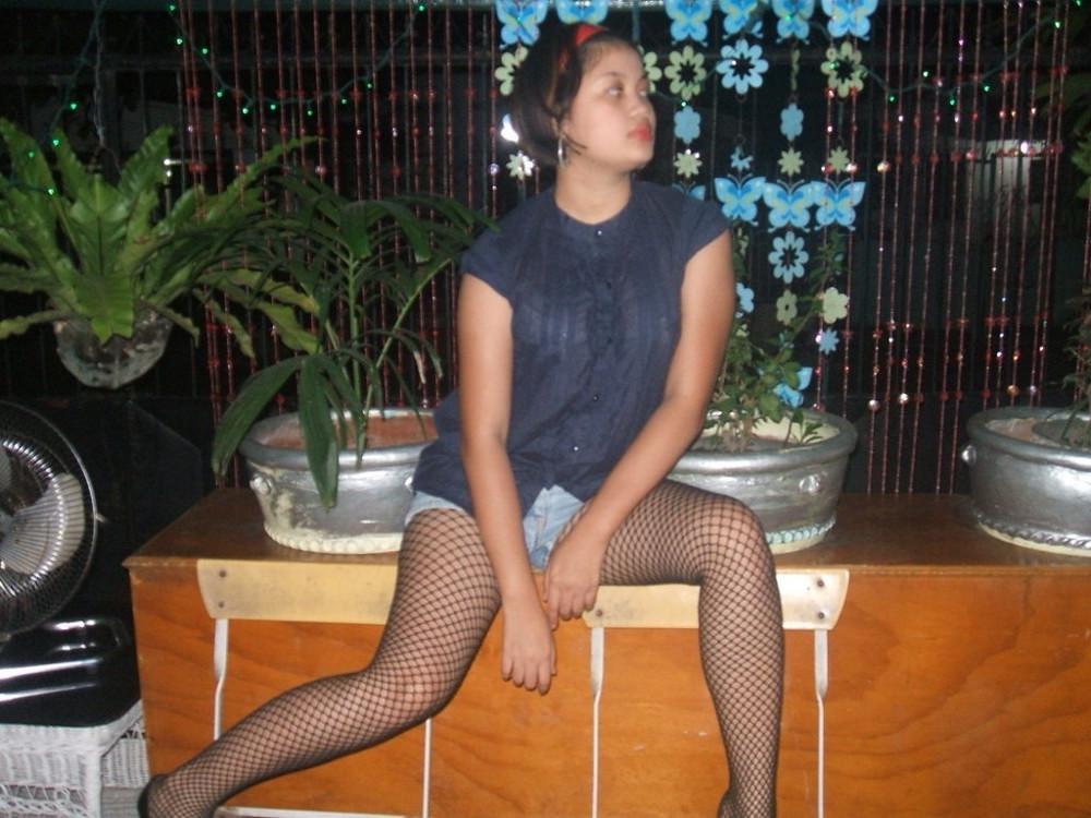 15P Hot crazy amateur girls shooting themselves shameless