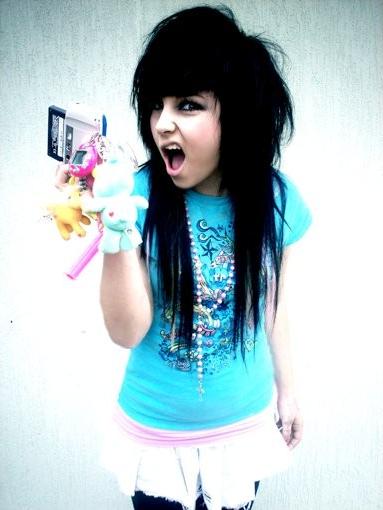 15P Naked selfshot emo teen girlfriends teasing
