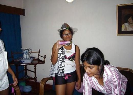17P Indian girls private party