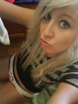 15P Selfshot amateur emo teen girlfriends teasing