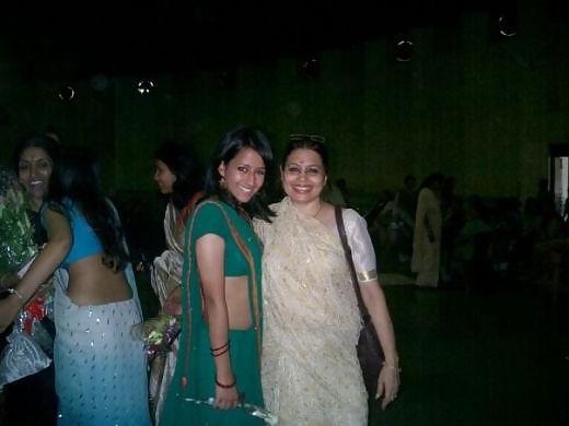 21P Sexy indian school girls