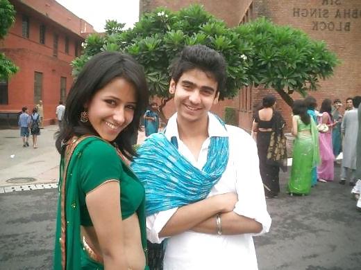 21P Sexy indian school girls