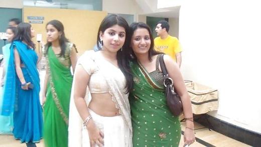 21P Sexy indian school girls