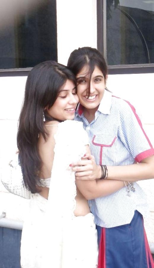 21P Sexy indian school girls