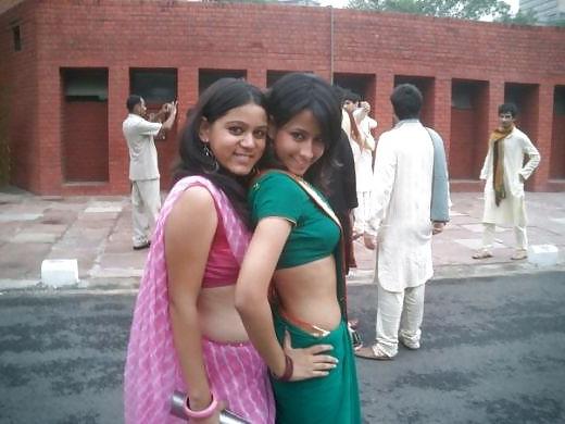 21P Sexy indian school girls