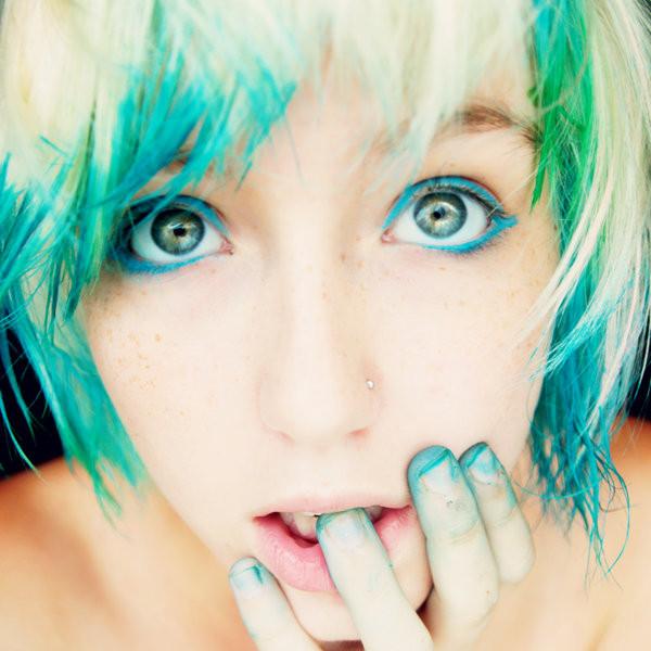 15P Selfshot cute emo teen girlfriends teasing