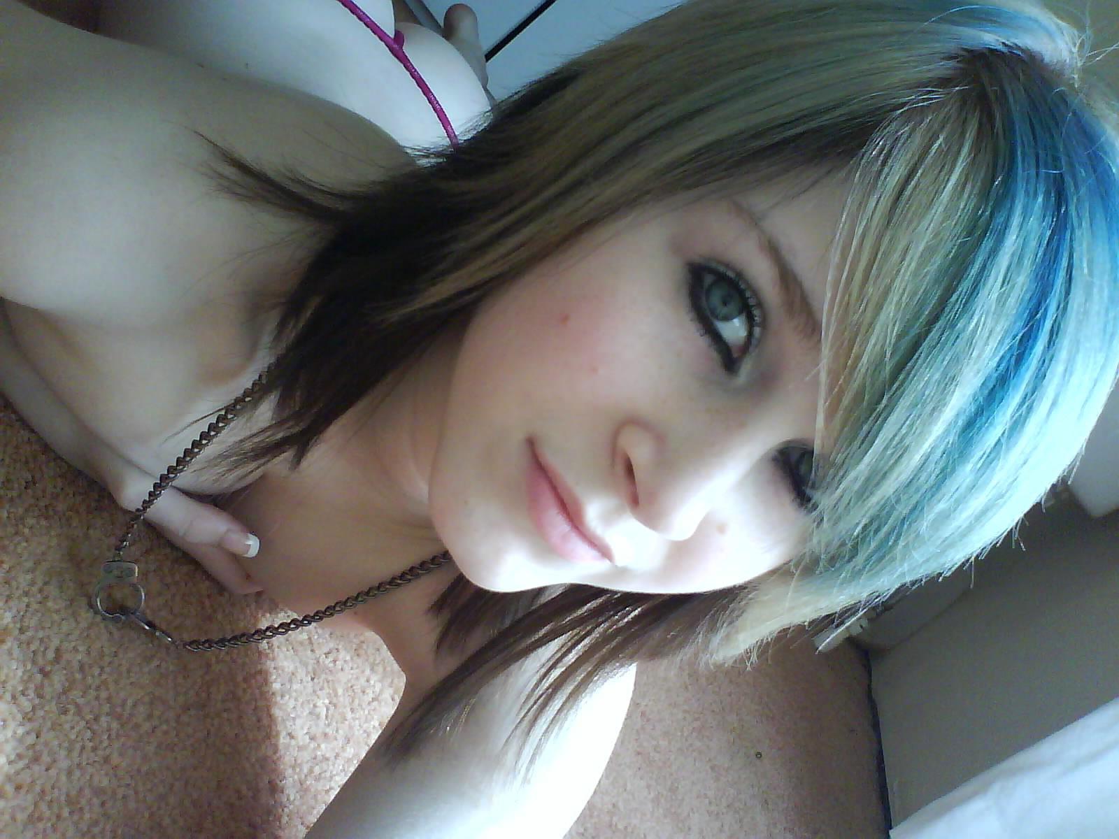 15P Selfshot cute emo teen girlfriends teasing