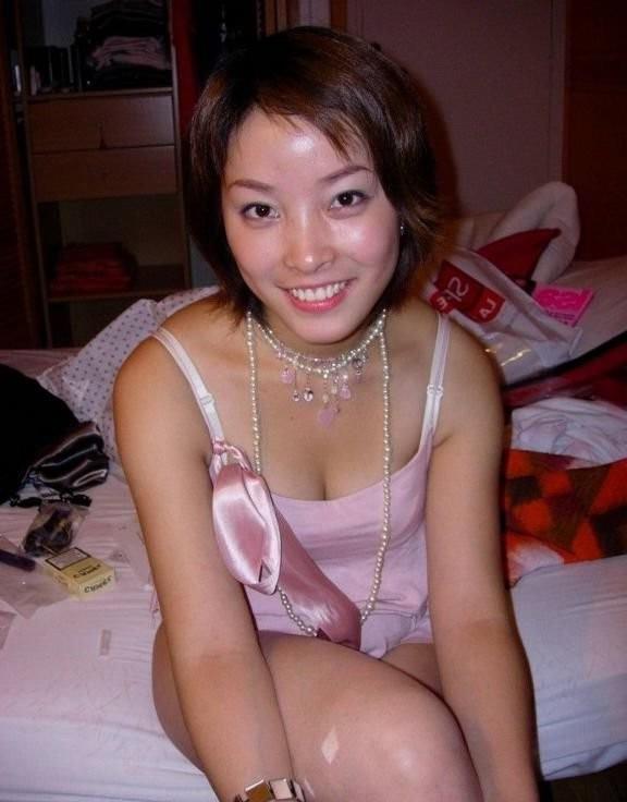 16P Hot closeup pictures of wet amateur snatch
