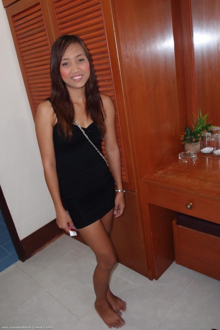 15P Sex Tourist Creams A Skinny Thai Hookers Tight Pink Pussy Hole Asian Slut