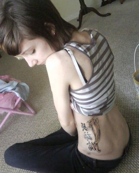 15P Tight selfshot emo girlfriends in panties