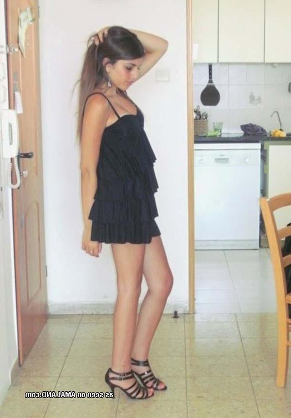15P Steamy hot amateur Spanish chicks