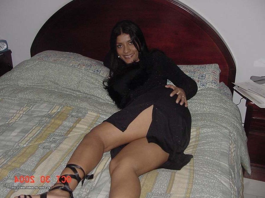 15P Steamy hot amateur Spanish chicks