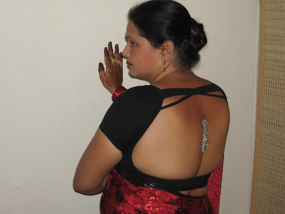 25P HOT INDIAN MATURE