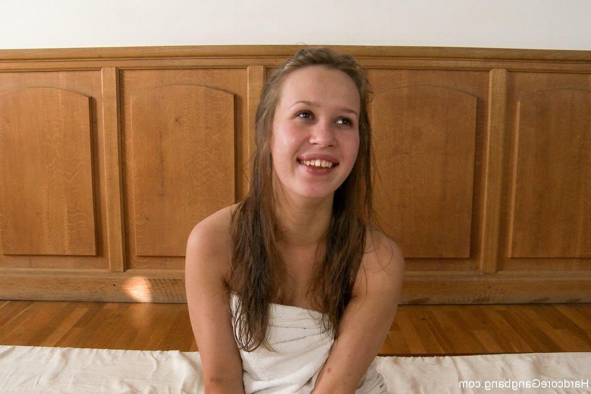 24P Take Down Challenge! Russian Cutie Takes 2 Dicks in her Ass!