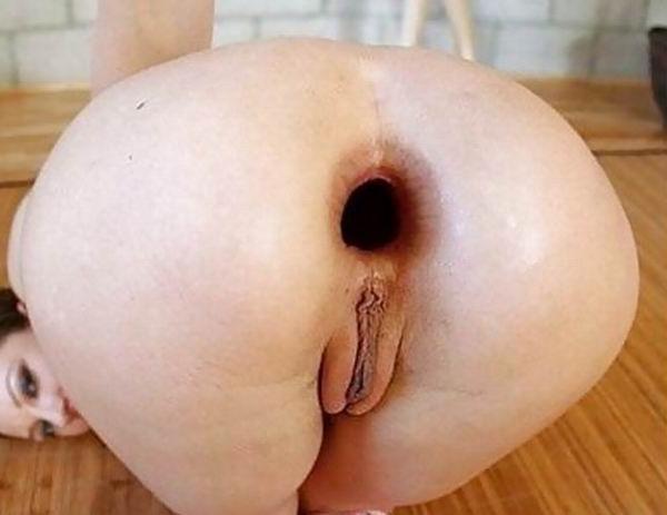 15P nasty girls gaping their assholes wide open