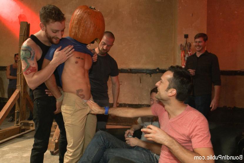 15P Ray Han - The Halloween Whore!