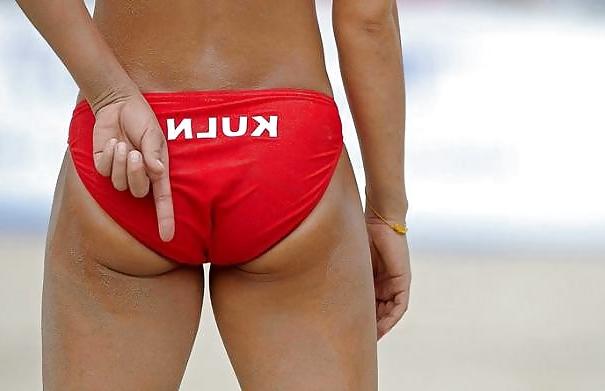 25P Hot Sports Chix
