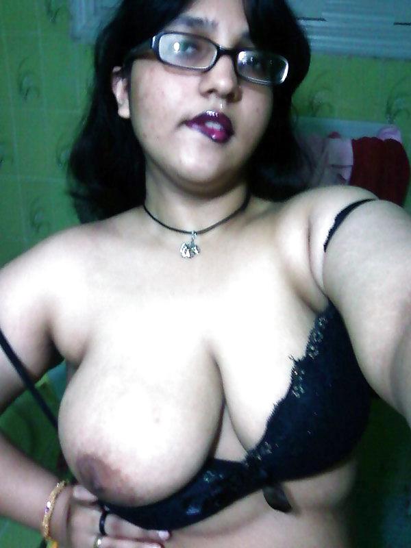 11P Indian hot