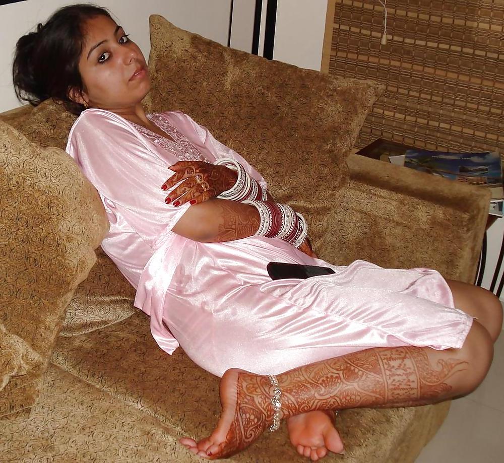 18P Hot indian girl 2