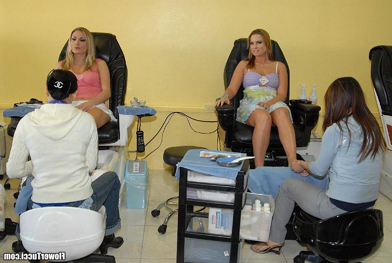 13P These 2 killer asses are about to break this guys dick off in these crazy pics
