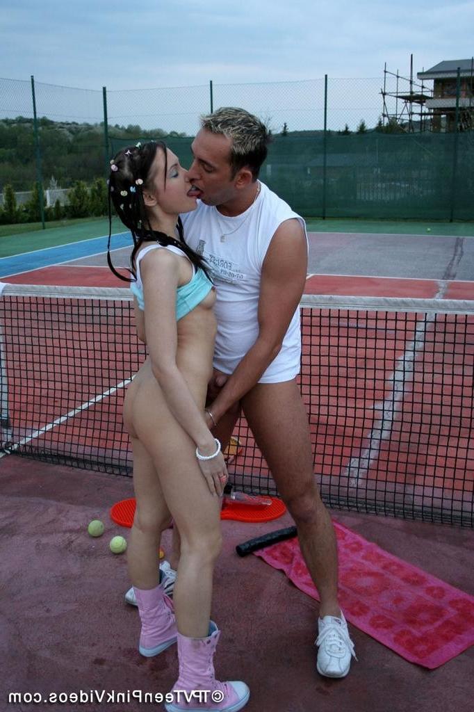 15P Teen ass toyed fucked and spermed on tennis court