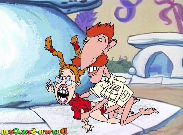 12P Eliza Thornberry shares Frank's dick and eats sperm 