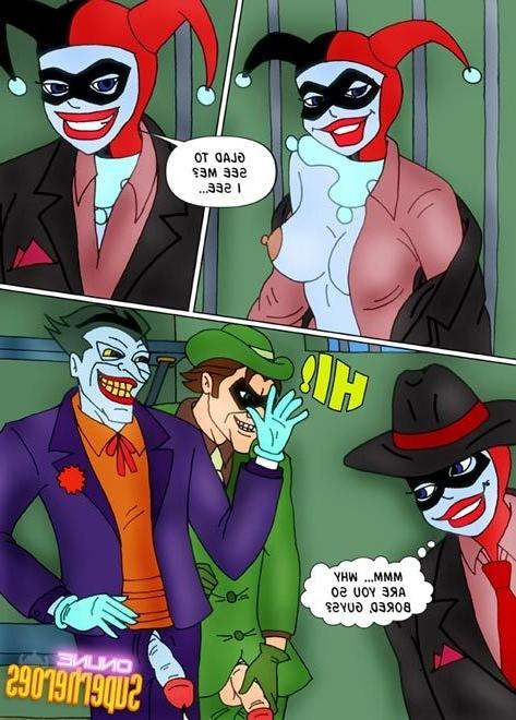 12P Harley Quinn blows and gets gooey sperm